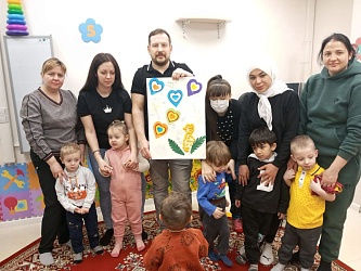 Любовь лечит! Дети готовят подарки к 8 Марта